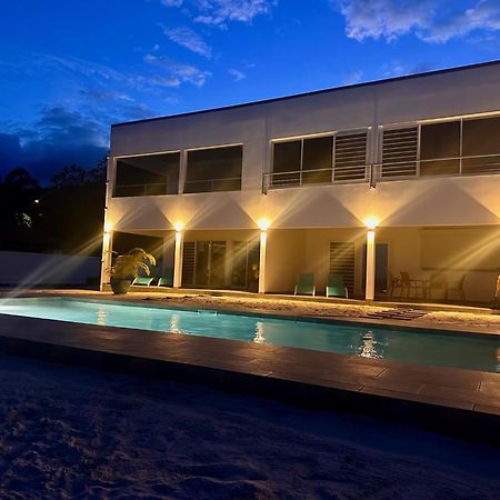 Pension Irivai Appartement Puatou 1 Chambre Bord De Mer Uturoa Exteriör bild